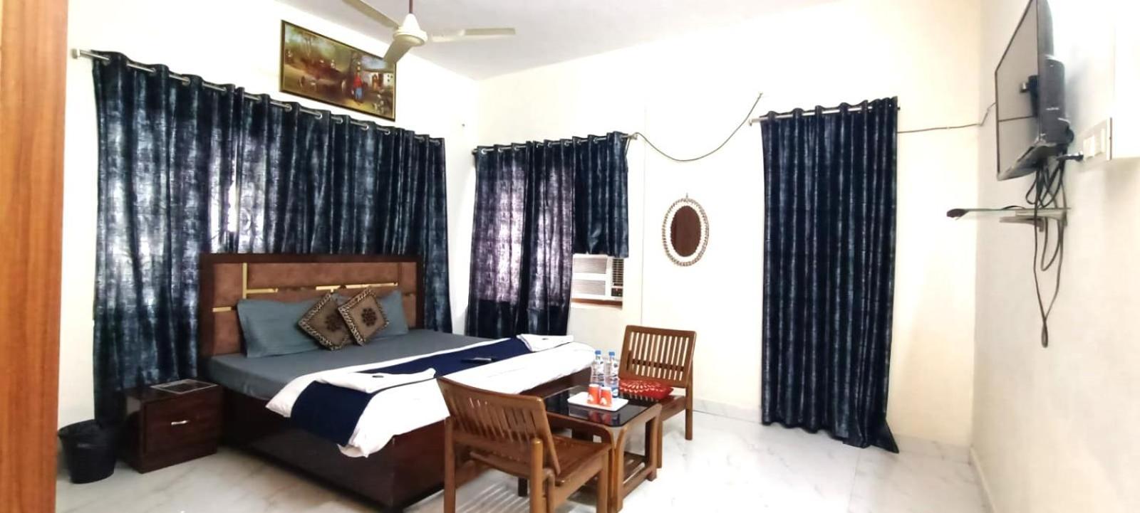 Zora Park Luxury Rooms Visakhapatnam Exterior photo