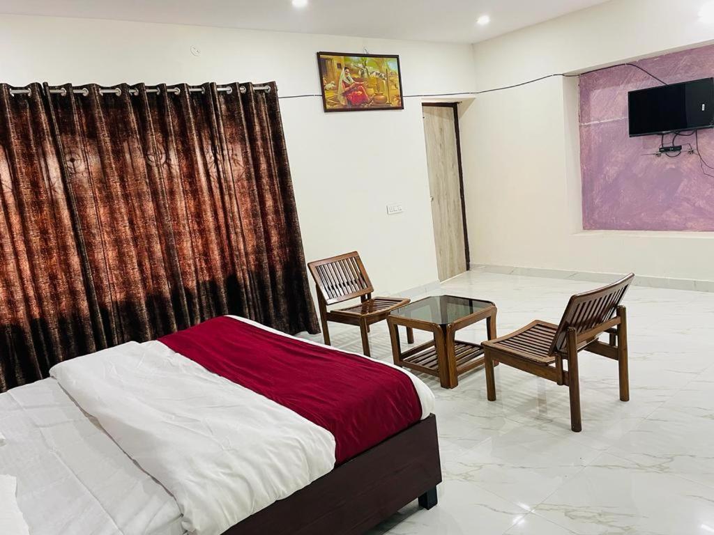 Zora Park Luxury Rooms Visakhapatnam Exterior photo